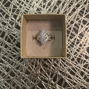 Elegant Gold and Silver Women's Ring